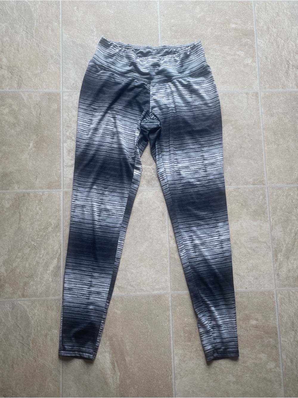 Kristin Nicole Space Dye Workout Leggings Medium Black Gray Yoga Pants